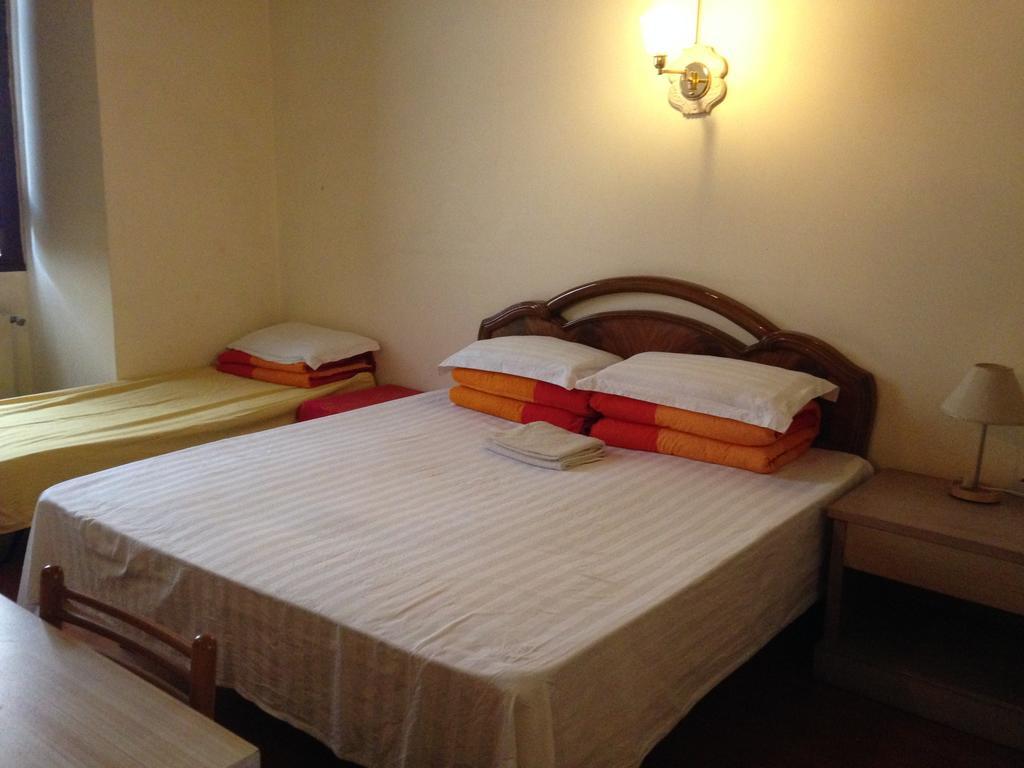 Botel Inn 3*