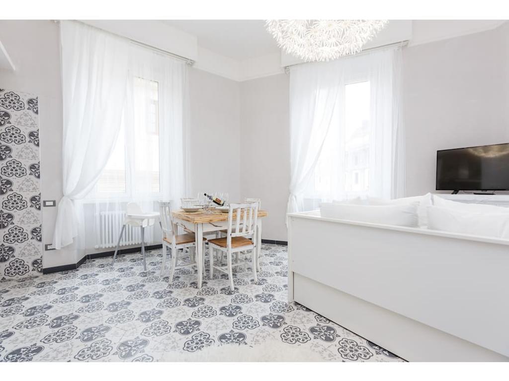 Trevi Fountain Deluxe - Your Italian Holidays *