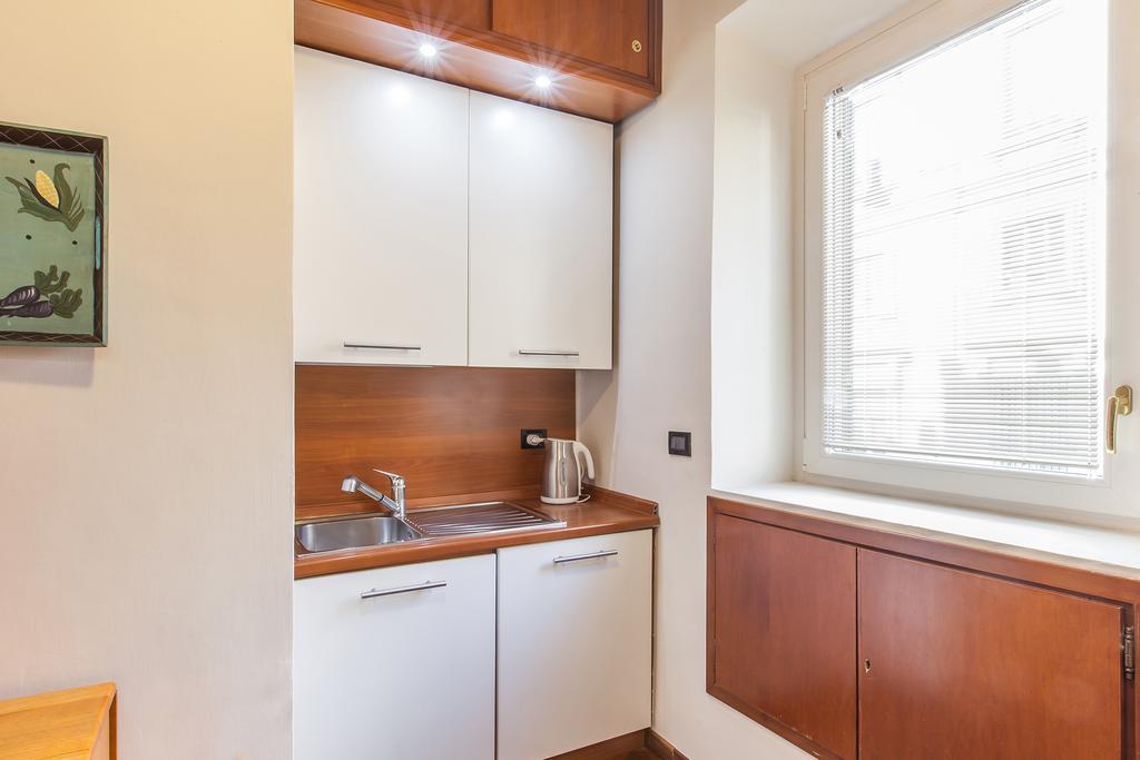 Rent In Roma