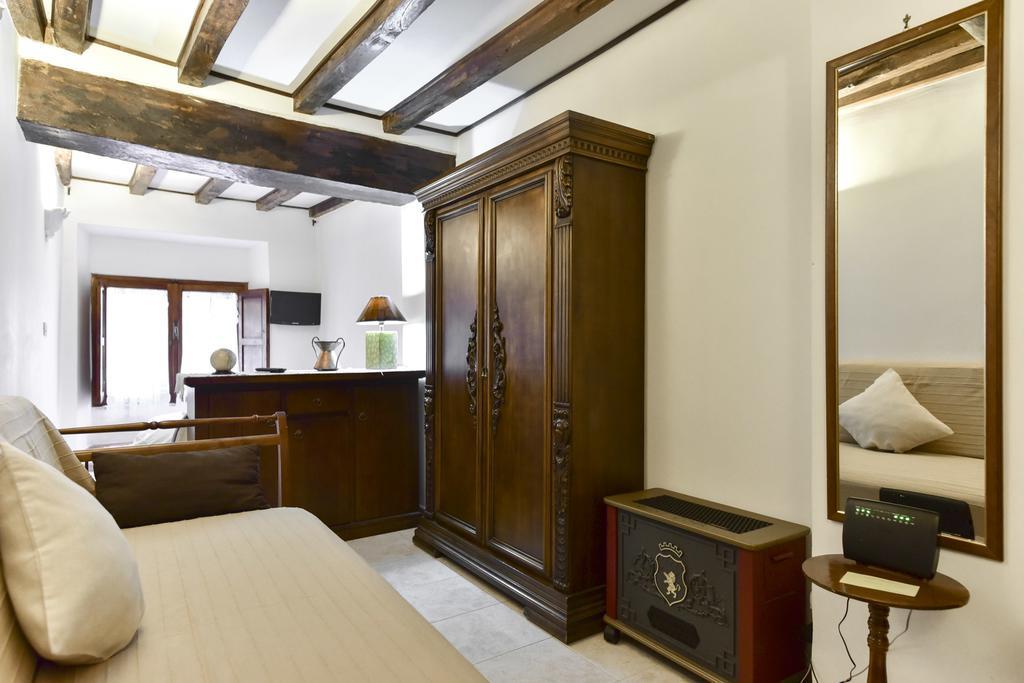 Loft Pantheon Rome