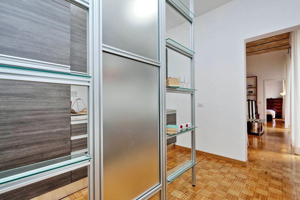 Apartment Penitenza Rome
