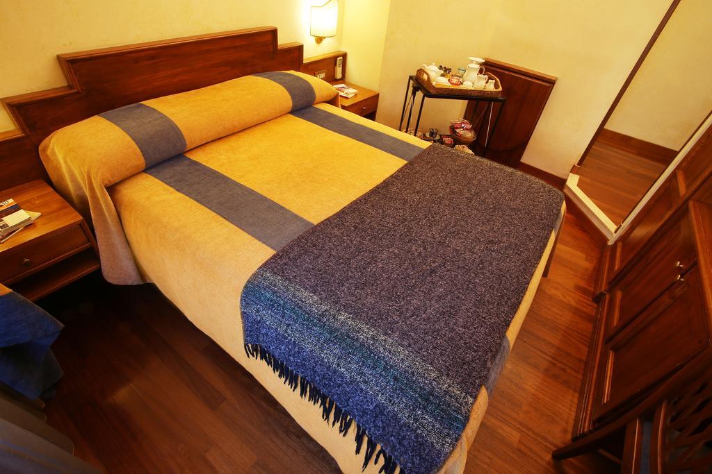 Bed & Breakfast Al Colonnato Di San Pietro Rome