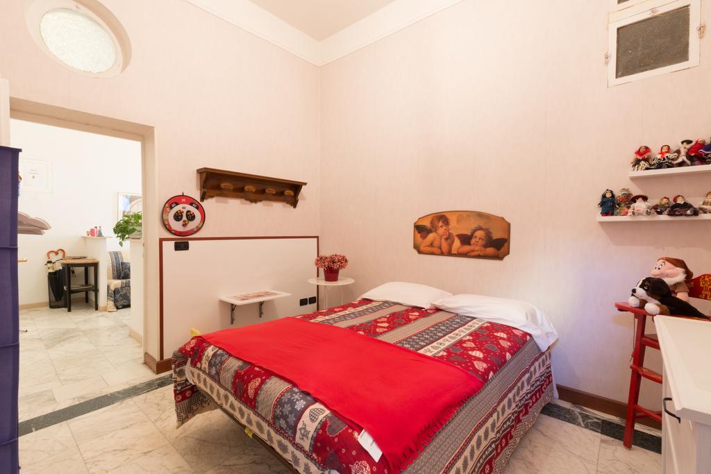 Simon's Place * Rome