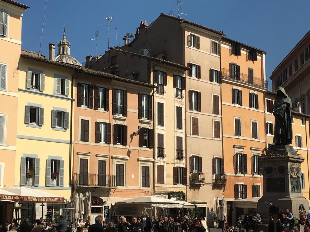Apartment La Finestra Su Campo De Fiori