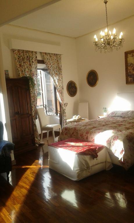 Catherine's * Rome