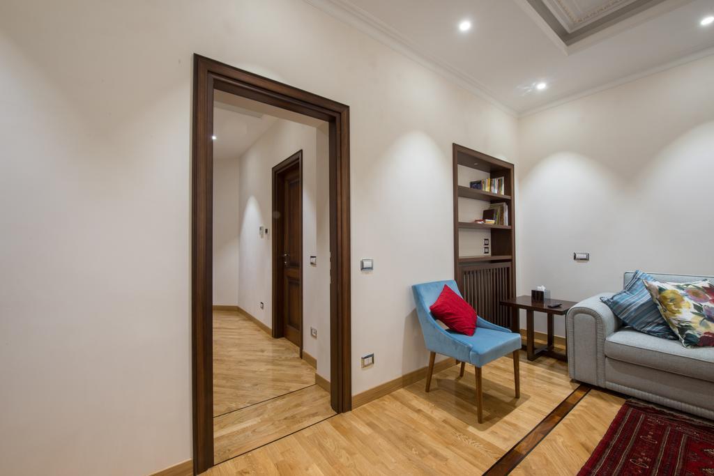 900 * Rome