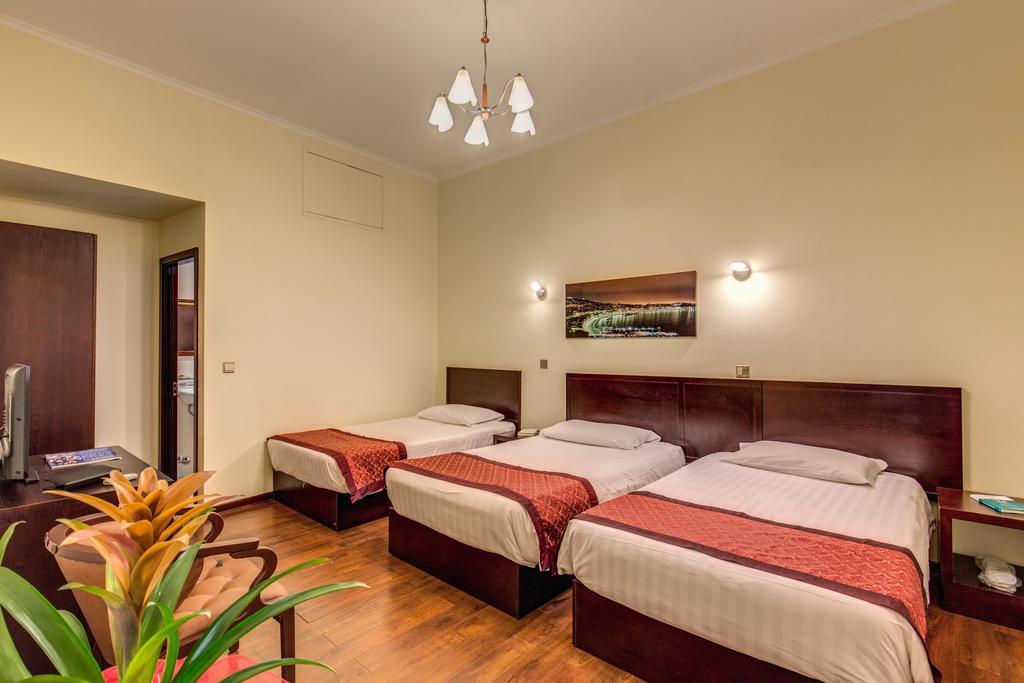 New Albatros Checkin Portafortuna Guesth House