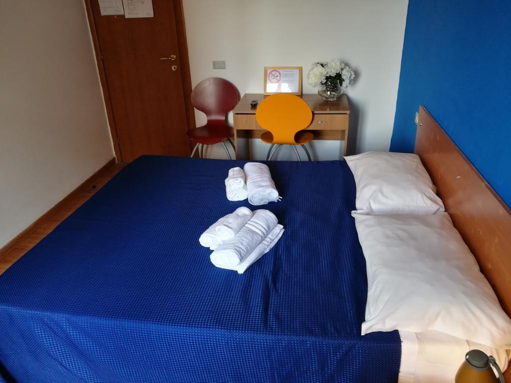 Ares Guest house Rome
