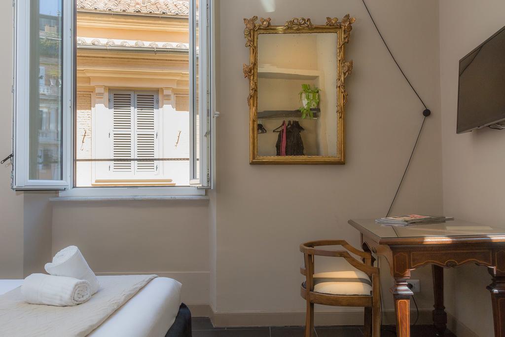 App Condotti Luxury In * Rome