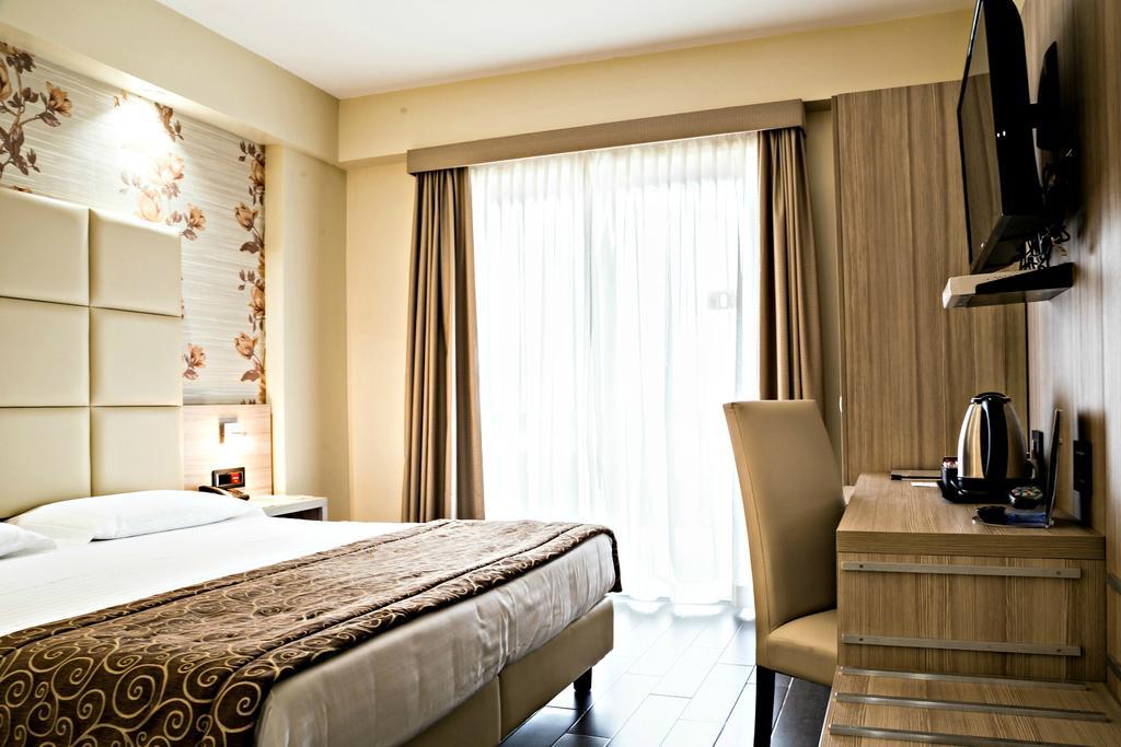 Pineta Palace 4*