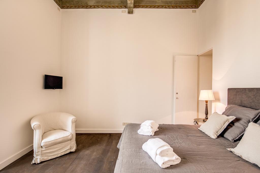 Apartment Piazza Farnese Exclusive View 2 Bedroom En