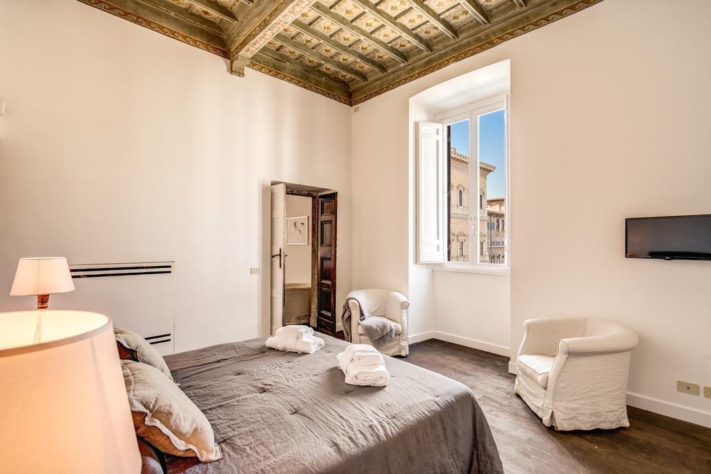 Piazza Farnese Exclusive View 2 Bedroom En Apartment *