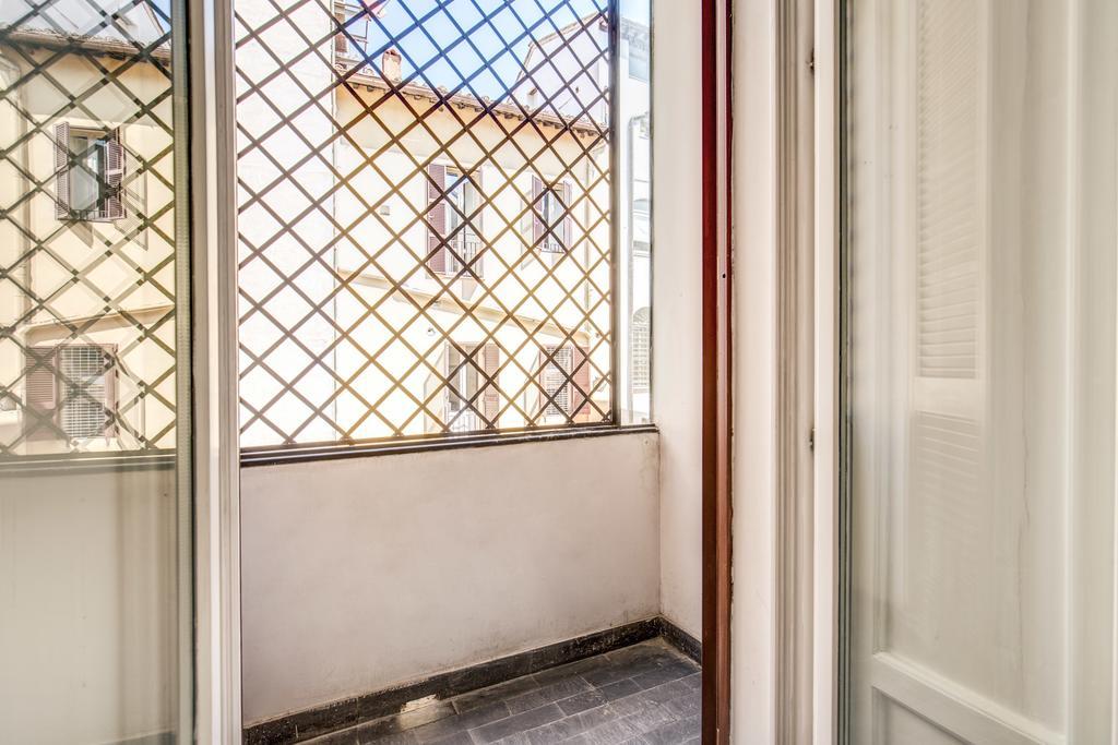 Apartment Piazza Farnese Exclusive View 2 Bedroom En Rome