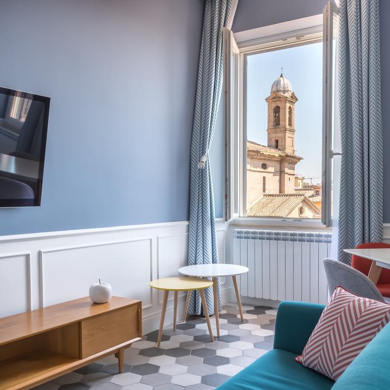 Lata Luxury Penthouse Apartment