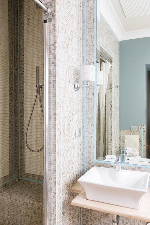 - Monti Bed & Breakfast Roma