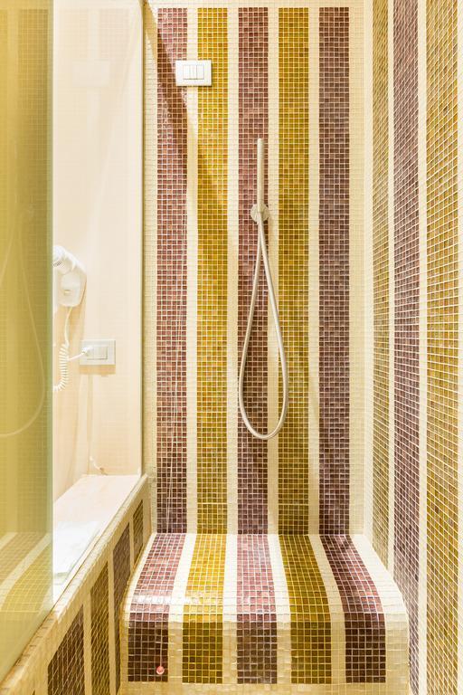 - Monti Bed & Breakfast Rome