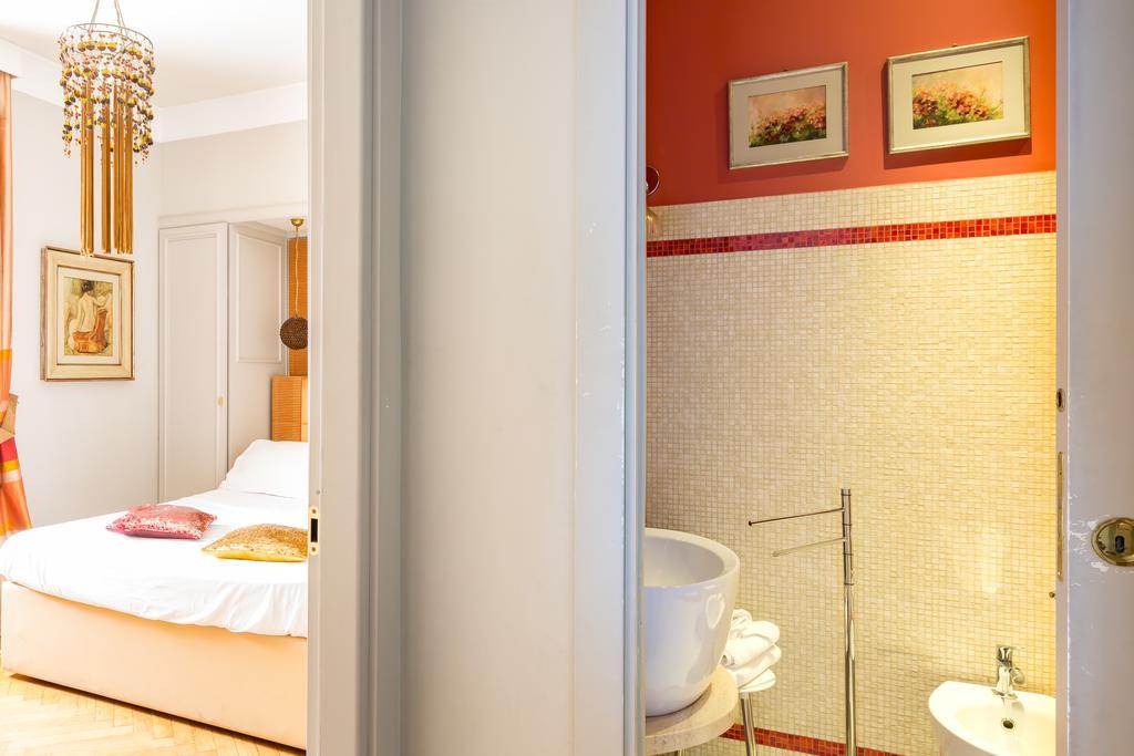 - Monti Bed & Breakfast Rome