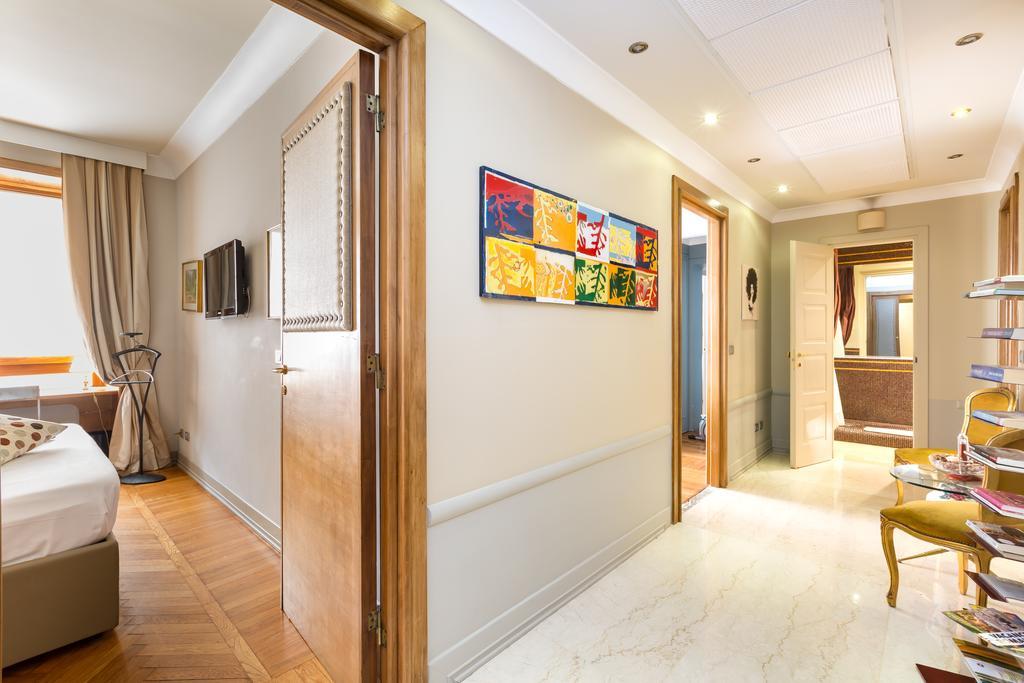 - Monti Bed & Breakfast Rome