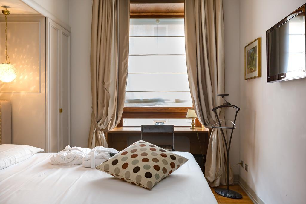 Bed & Breakfast - Monti 2*