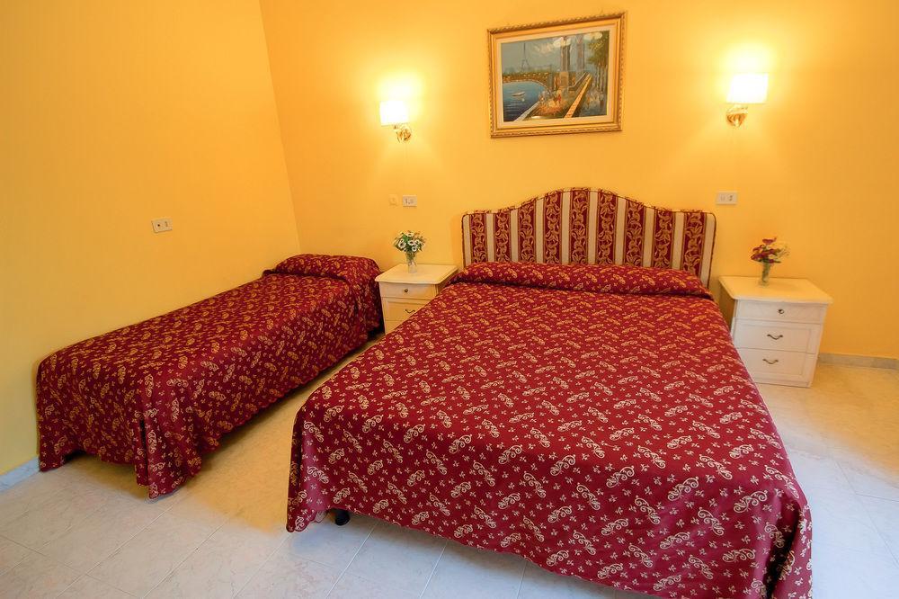 Imperial Deluxe Rome