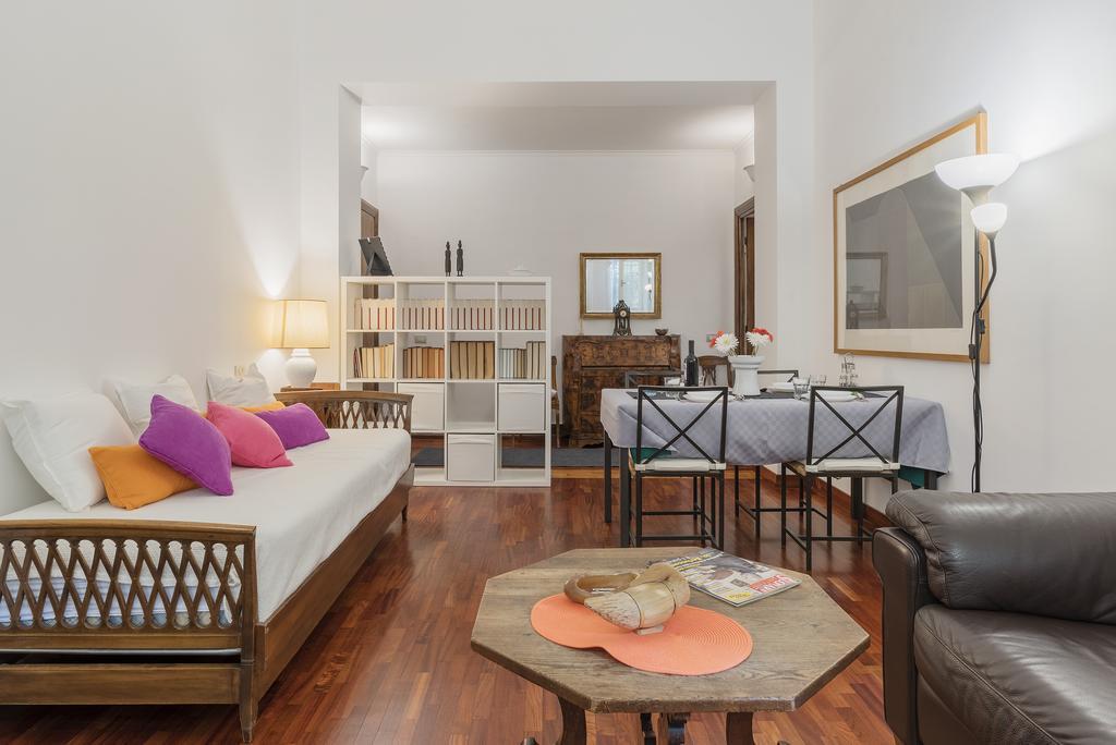 Via Di Massimo Appartement *