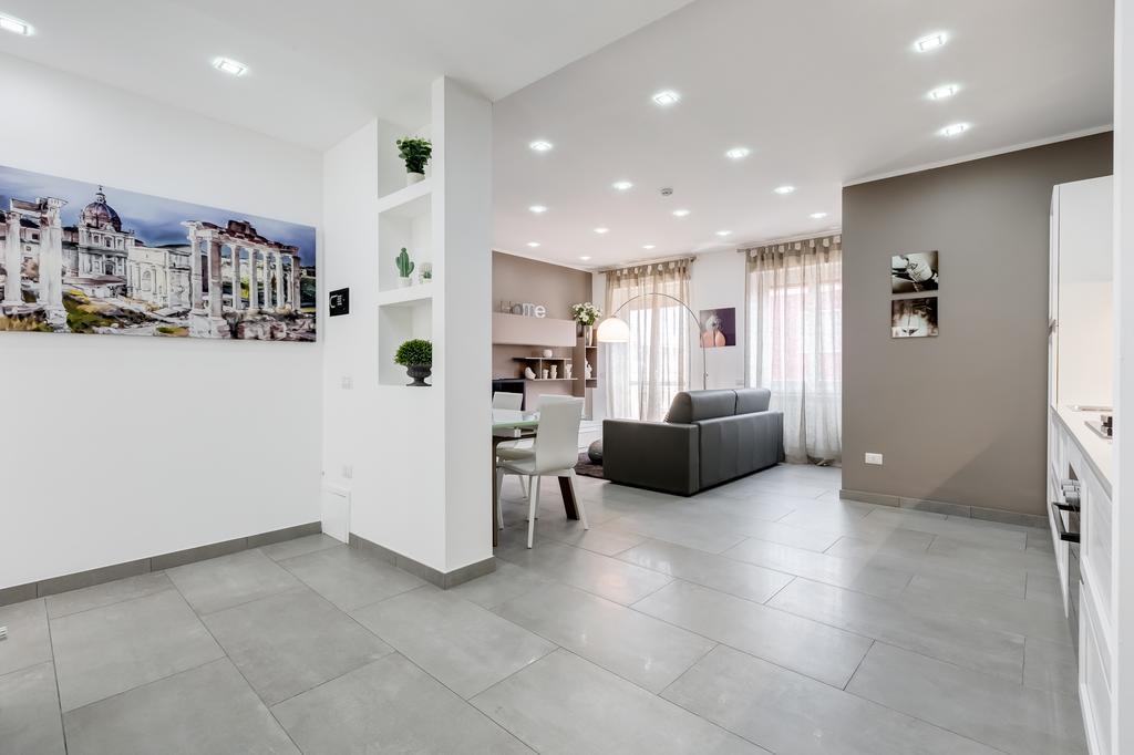 San Pietro Vatican Apartment