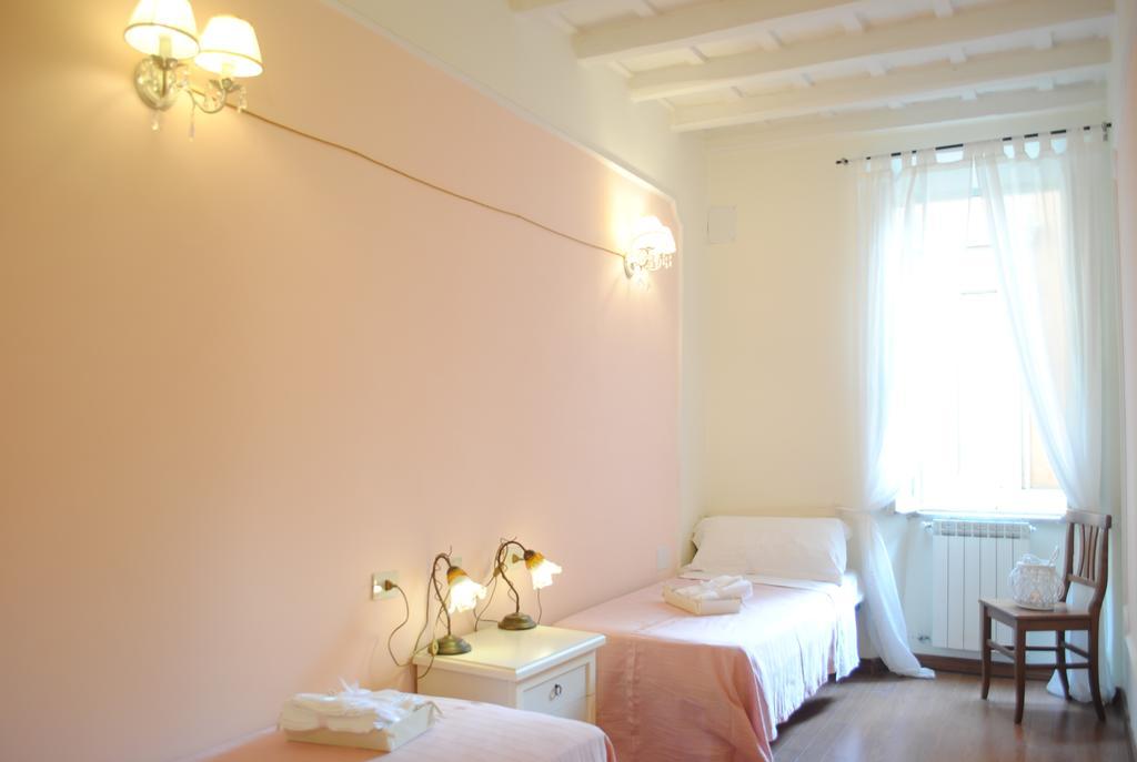 Dreaming Navona 2*