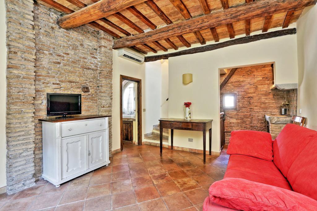 Ancient Penthouse City Center Appartement *