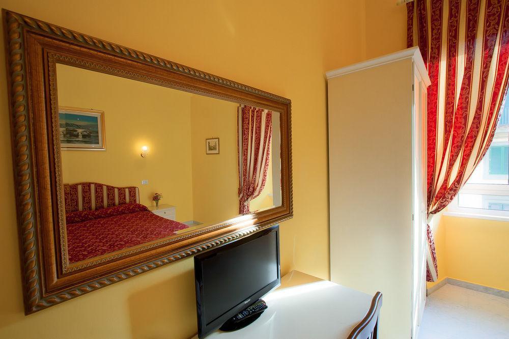Imperial Deluxe Bed & Breakfast Rome