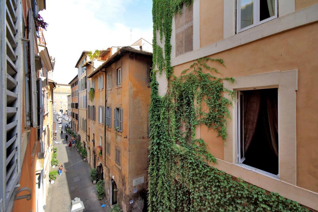 Ancient Penthouse City Center Rome