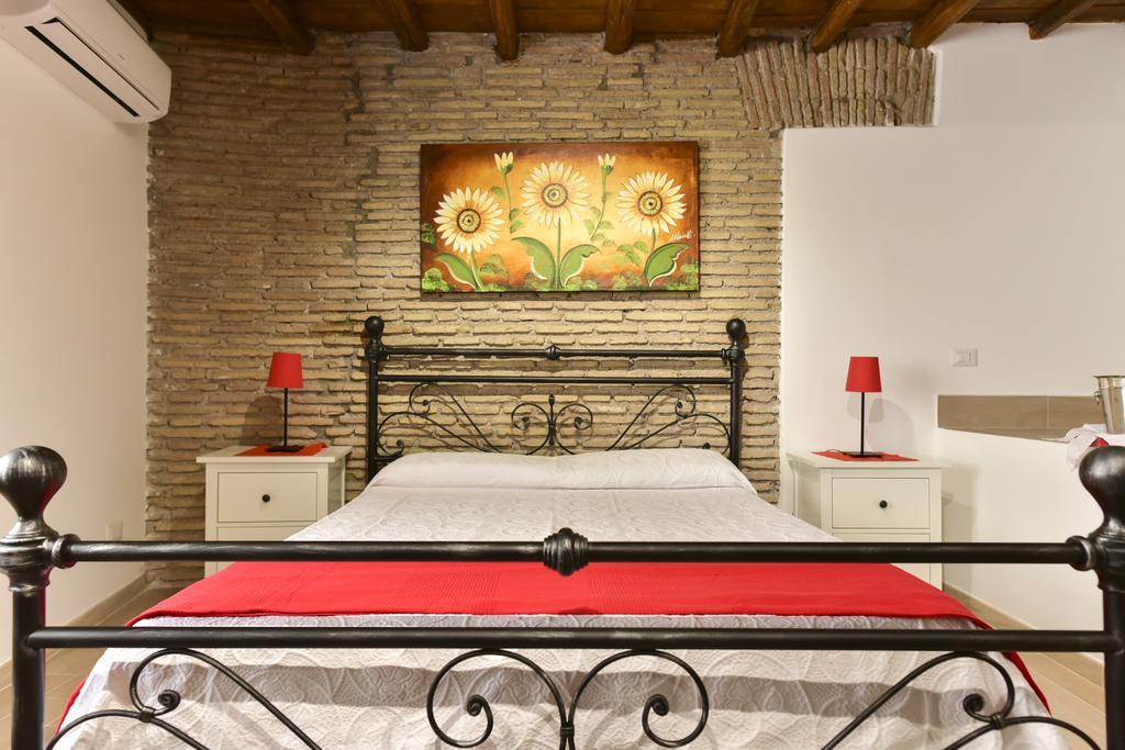 Maison Del Fico Piazza Navona Rome