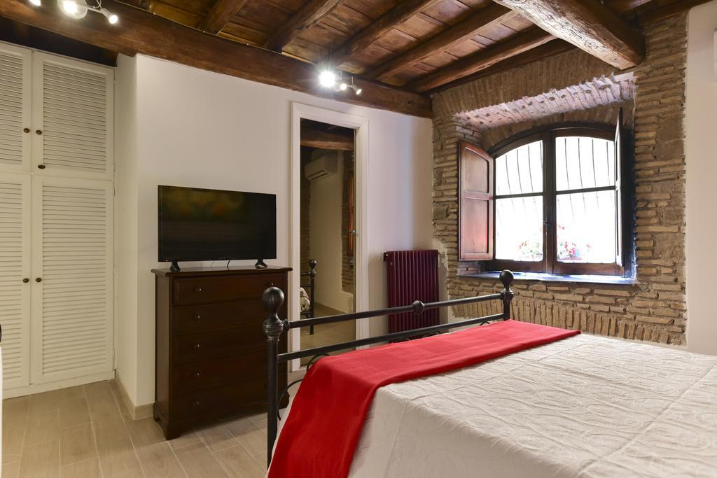 Maison Del Fico Piazza Navona Rome