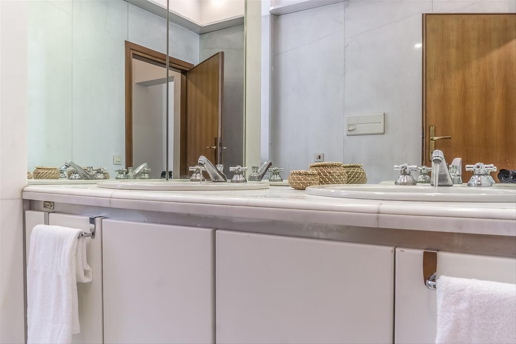 Palazzo Borghese Lovely Flat