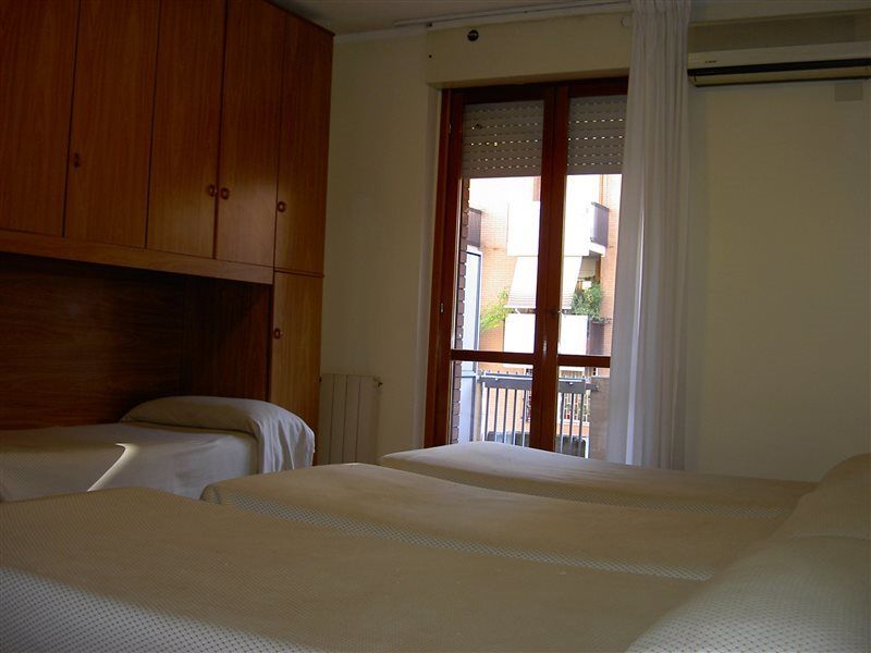 Hotel Cinecitta 3*