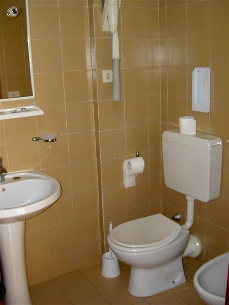 Hotel Cinecitta Rome