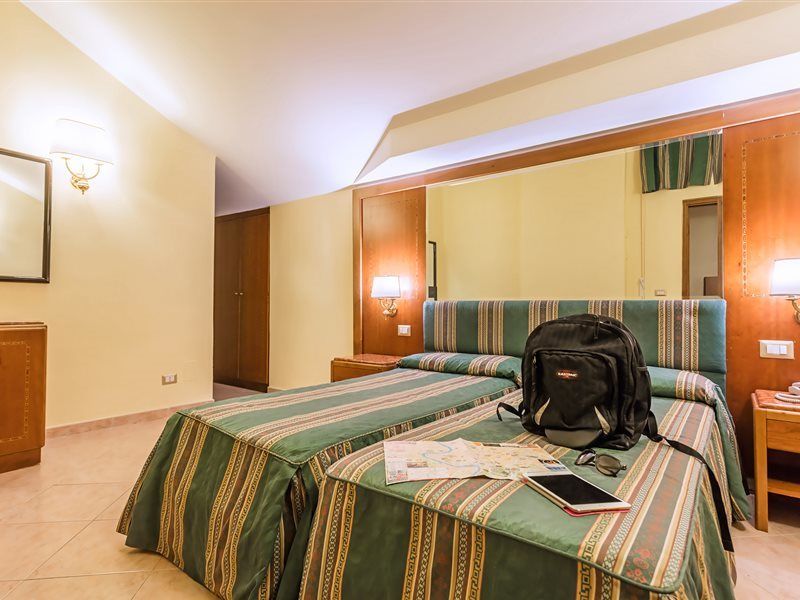 Raeli Floridia 3* Rome