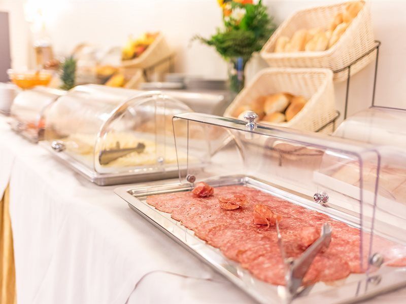 Raeli Lux Hotel 4*