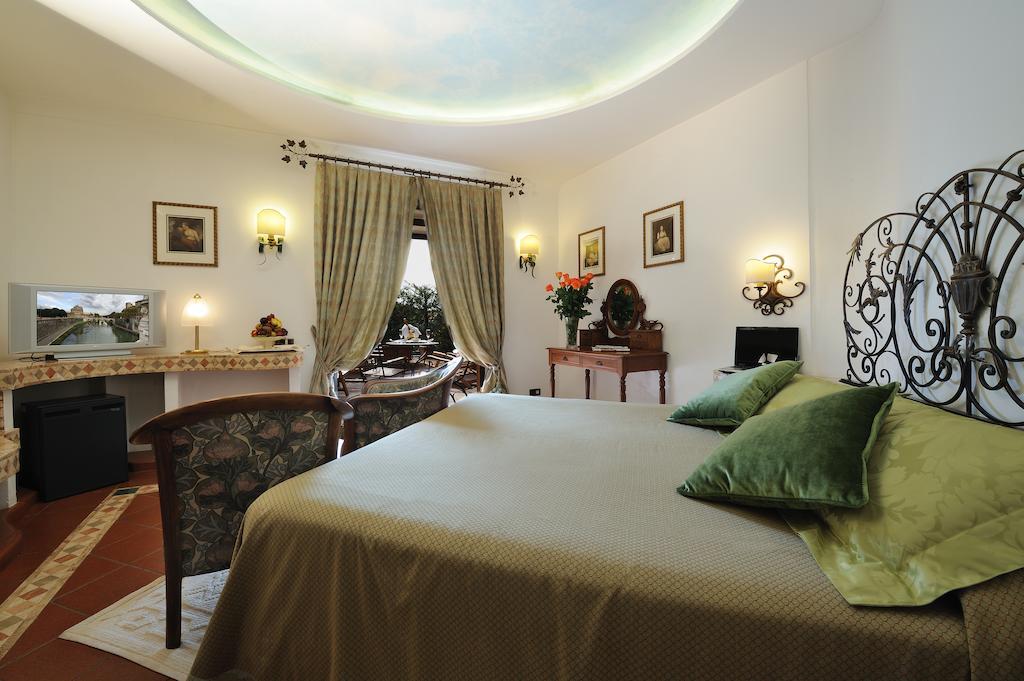 Farnese Roma
