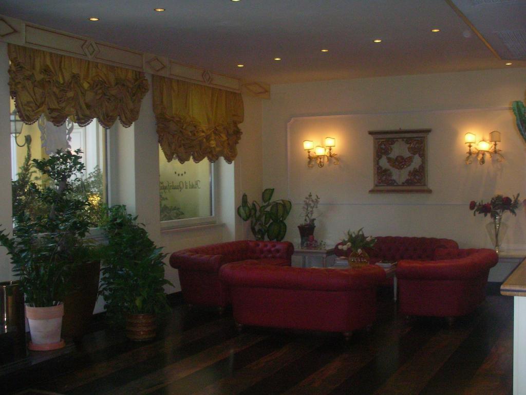 Hotel Quadrifoglio Eur Rome