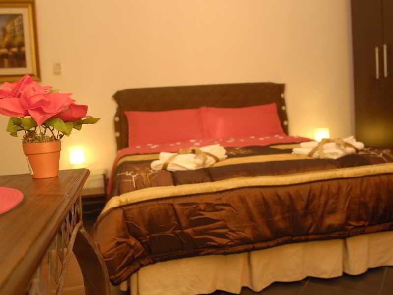 Claudia 3* Rome
