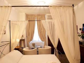 Manfredi House San Pietro Roma