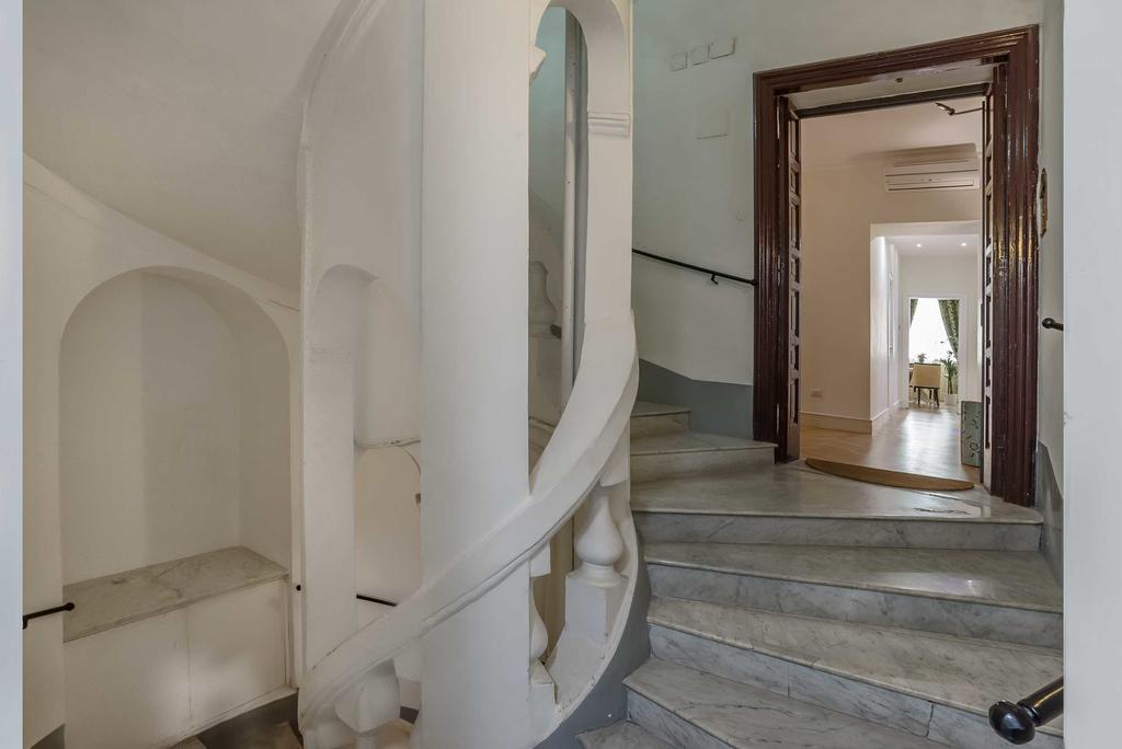 Ingrami And Guest house 3*