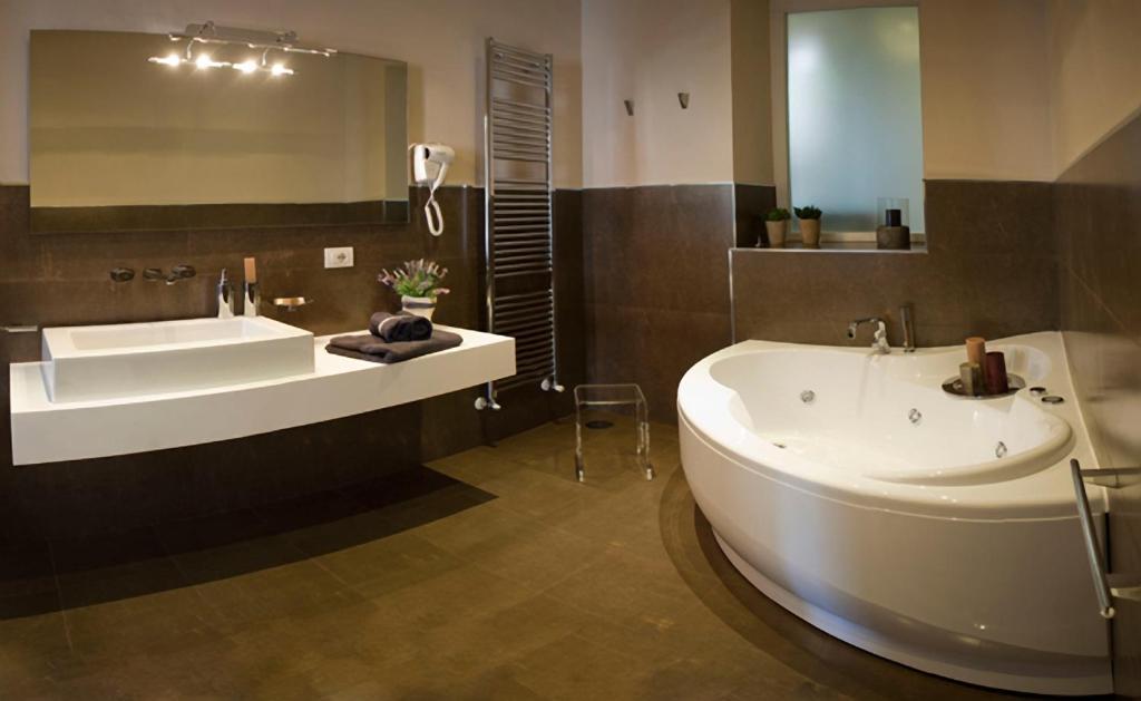 Couette-café Cardilli Luxury 2*