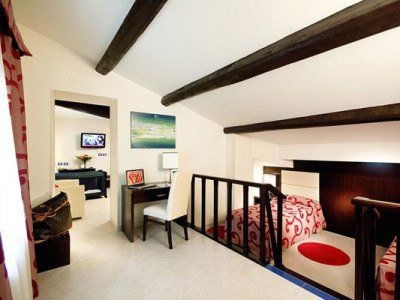 Anglo Americano 4*