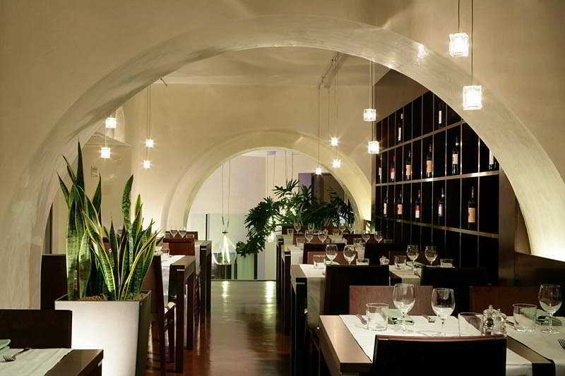 Hotel Cosmopolita Rome, Tapestry Collection By Hilton Rome