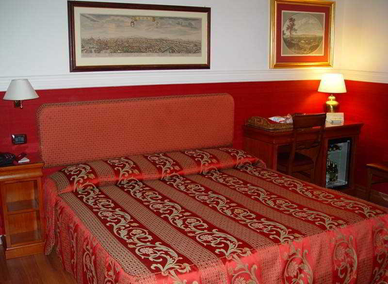 Hotel Cosmopolita Rome, Tapestry Collection By Hilton