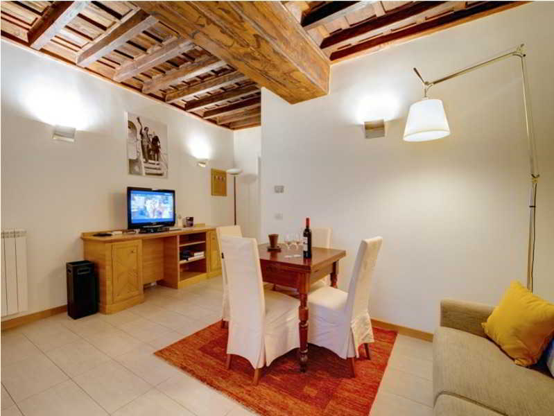 Numa Vici Aparthotel