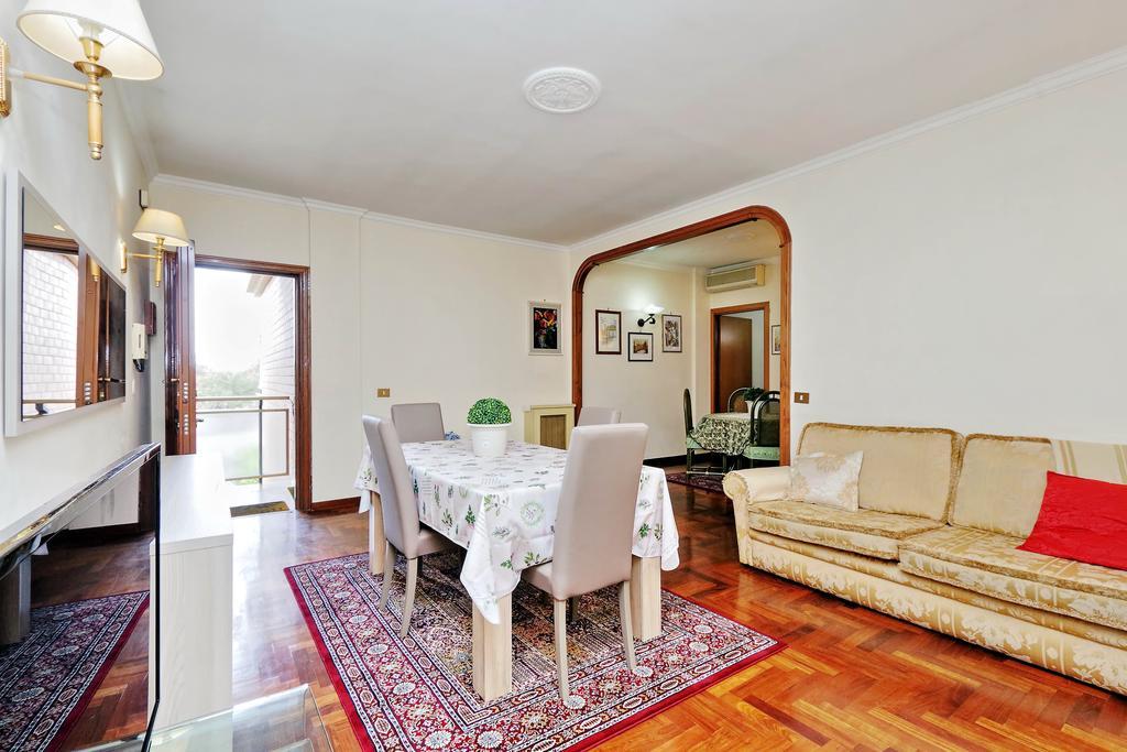 Apartment Via Eugenio Gra 30 *