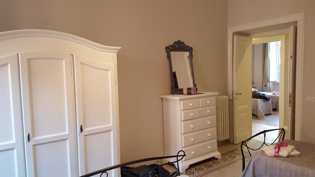 S Peter Nicolo' Iii Apartment