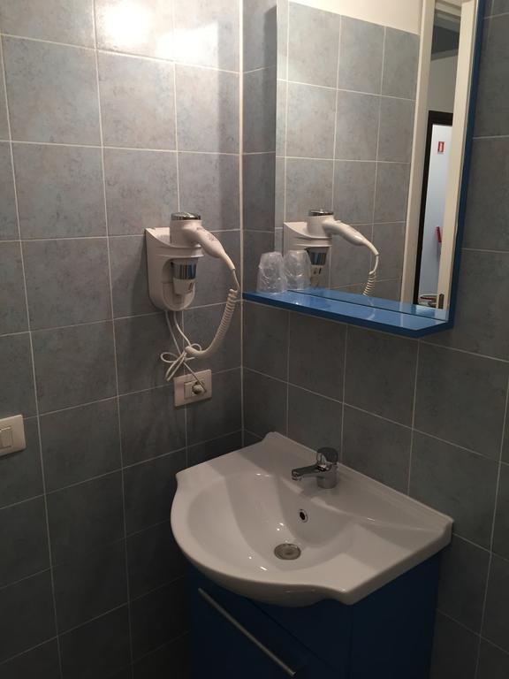 Aquarius Rome Acomodação com café da manhã  3*
